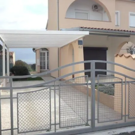 Fuer 4 Personen Ca 54 Qm In Vinkuran, Istrien Istrische Riviera 아파트 *